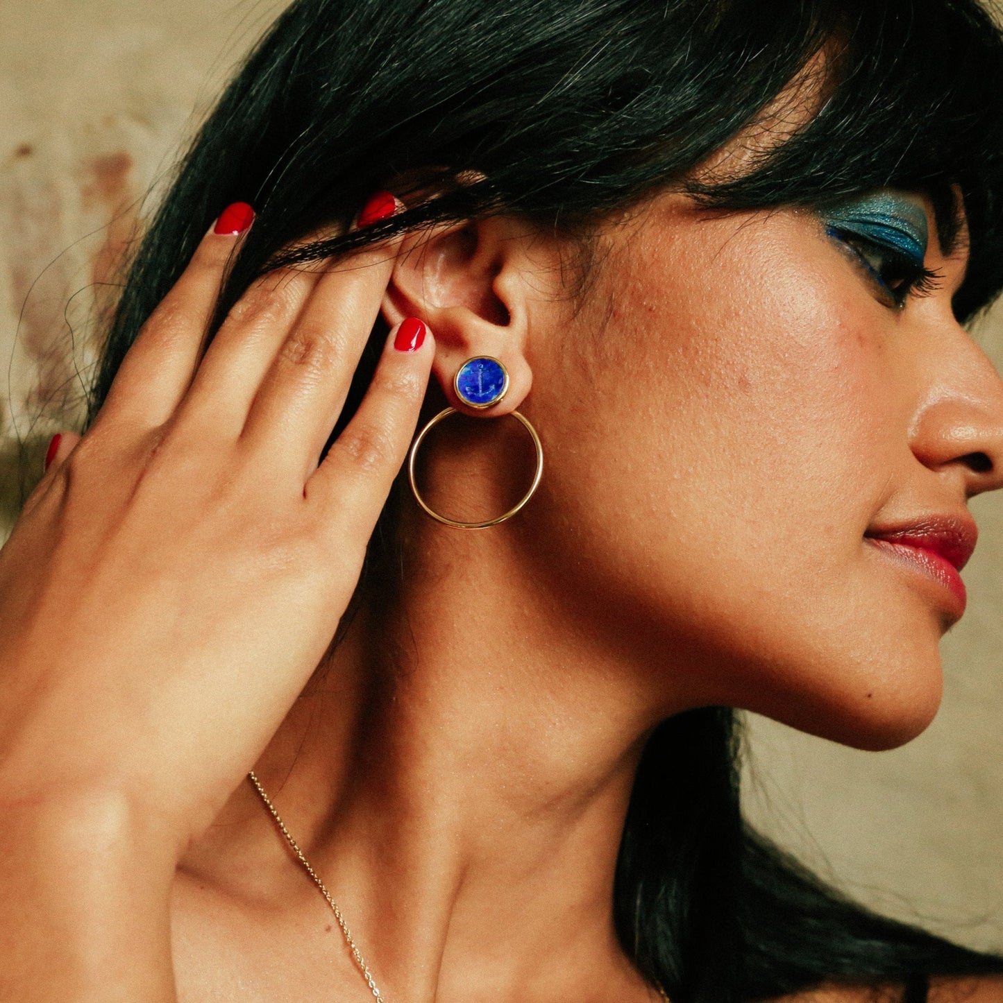 BOUCLES D'OREILLES LAPIS LAZULI GRAVE D'UNE ANCRE DE MARINE