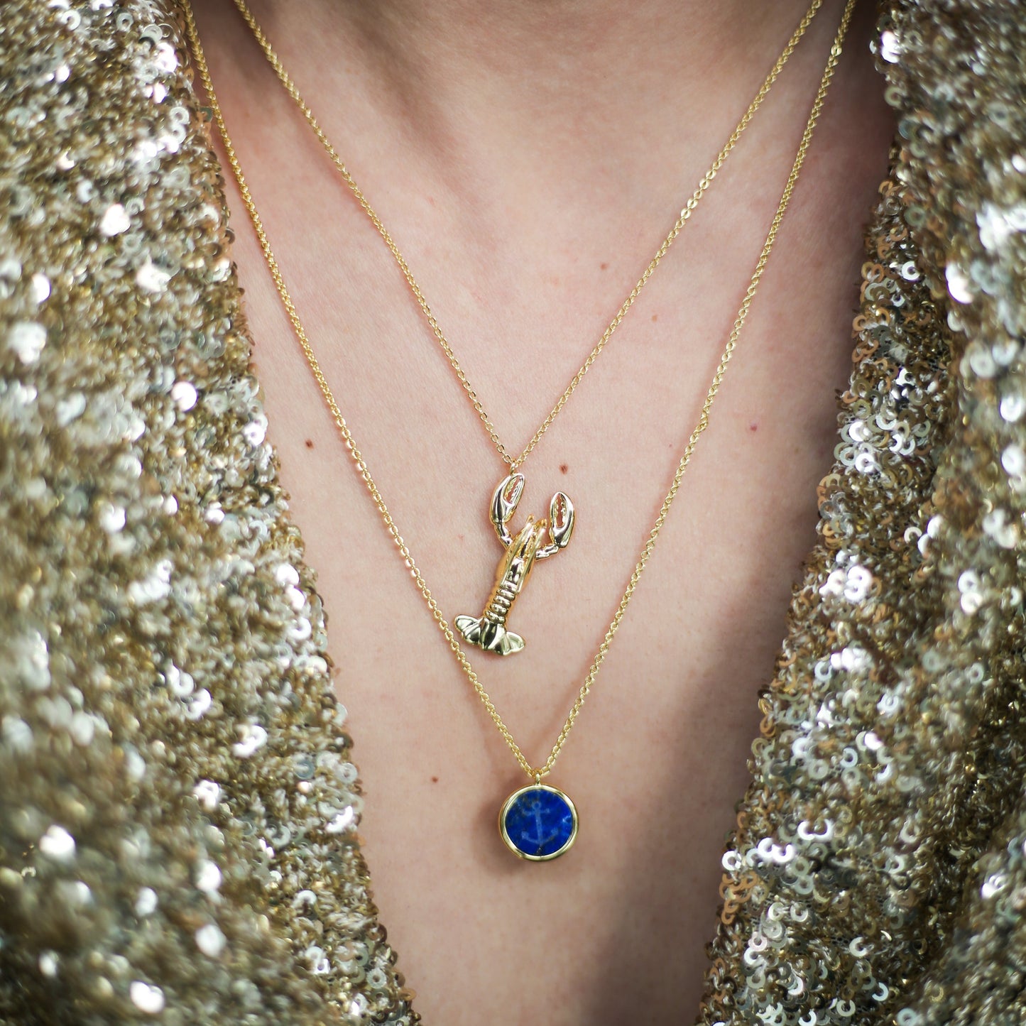 COLLIER LAPIS LAZULI GRAVE D'UNE ANCRE DE MARINE