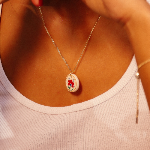 COLLIER AJUSTABLE EN FAIENCE MOTIF FLEUR ROUGE - FAIENZ