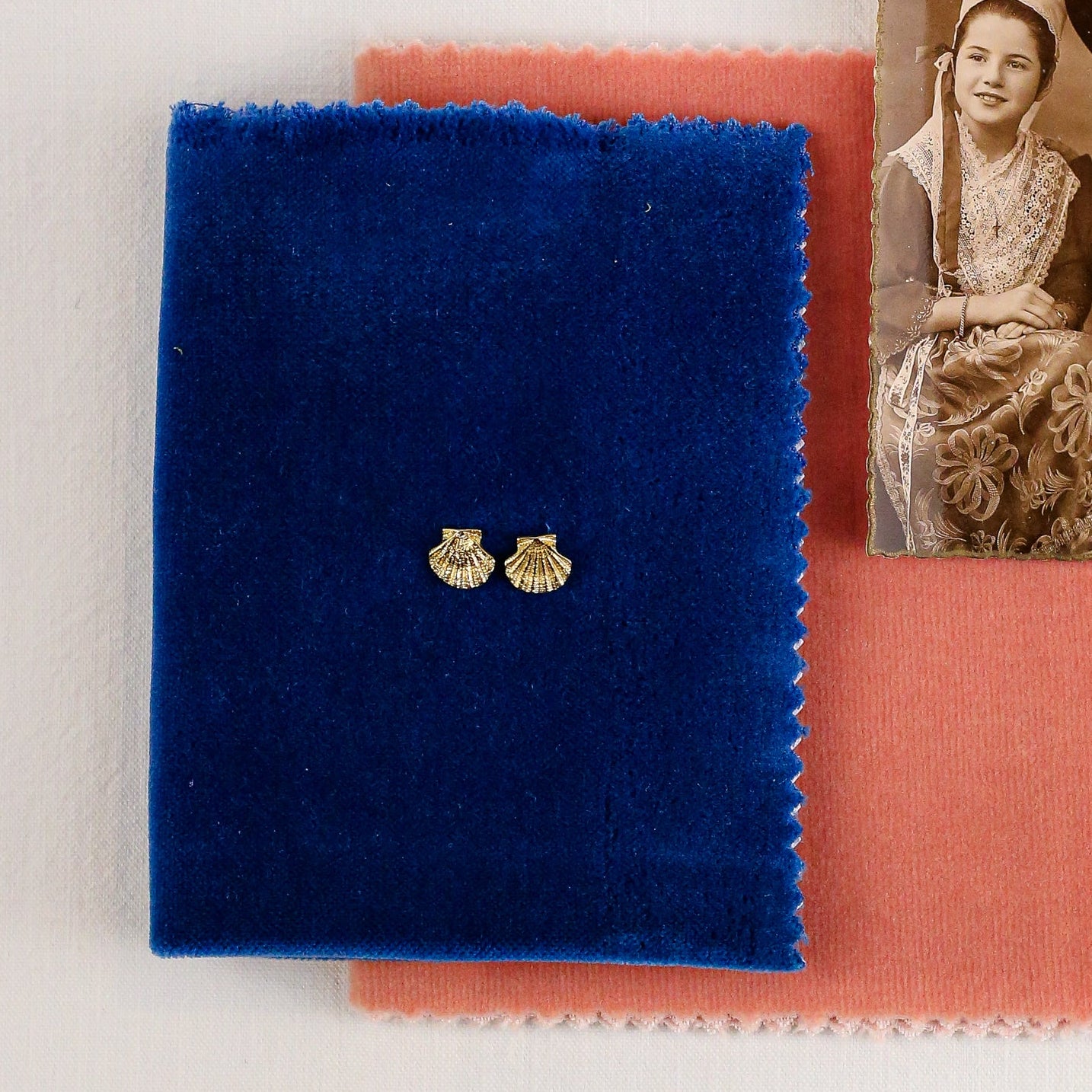 CLOUS D'OREILLES COQUILLES SAINT JACQUES - SAINTE JAKEZ